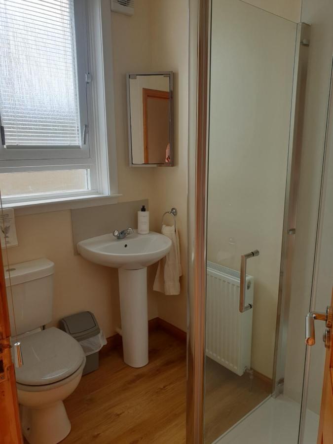 2 Bed Ground Floor Apartment Close To Town Centre Inverness Eksteriør bilde